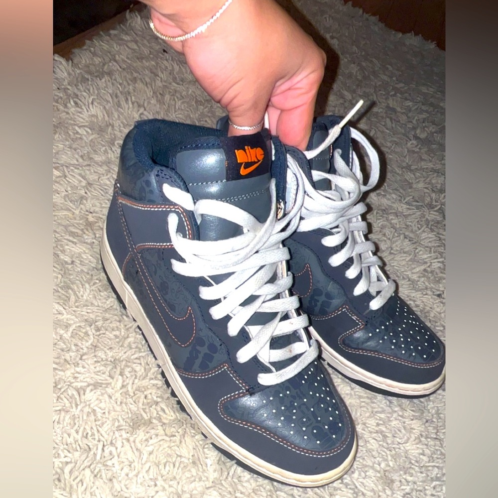 Nike Dunks Boys 6